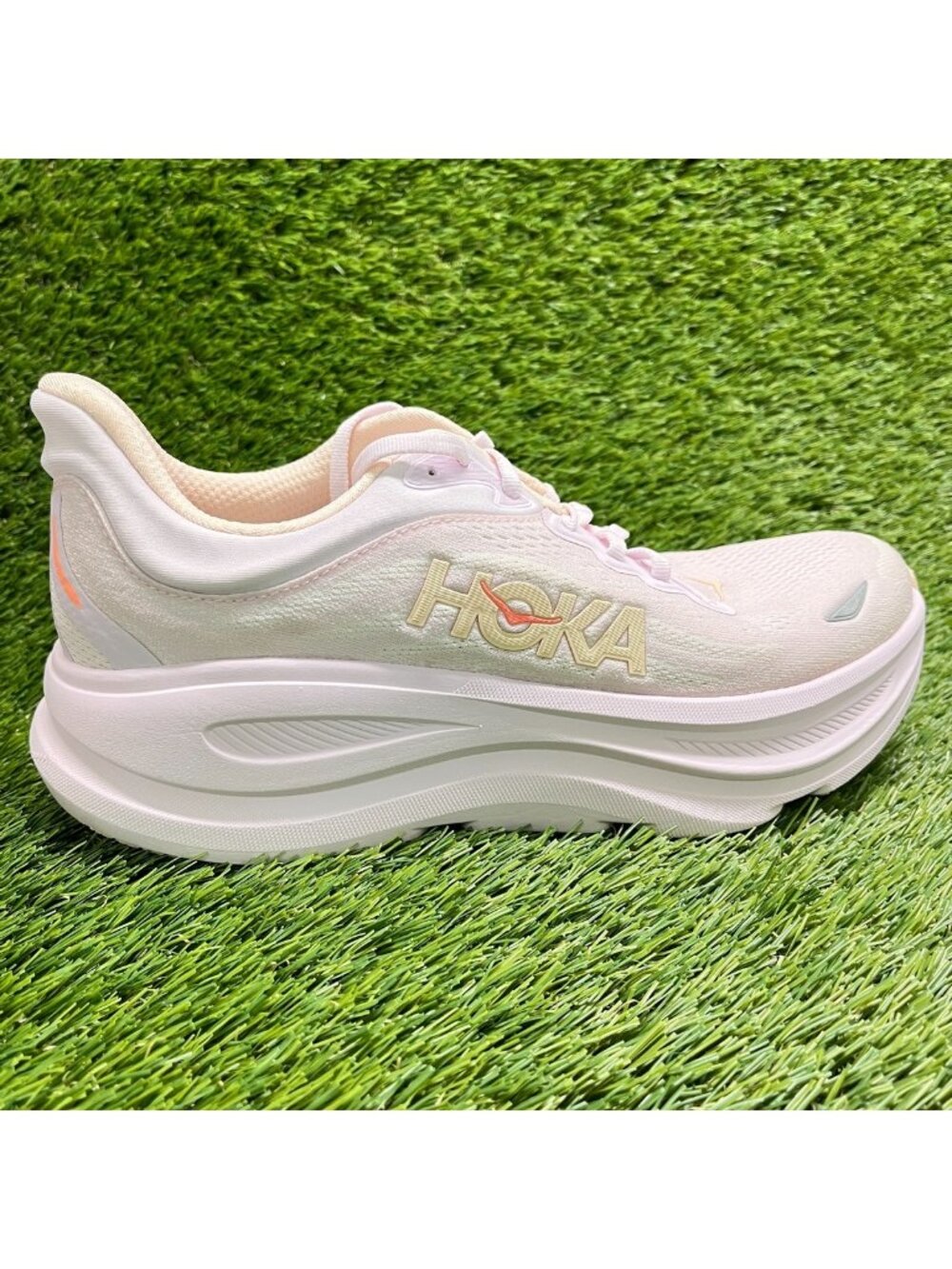 Hoka One One Bondi 9 Womens Size 9 Lilac Cream Athletic Running Shoes Sneakers